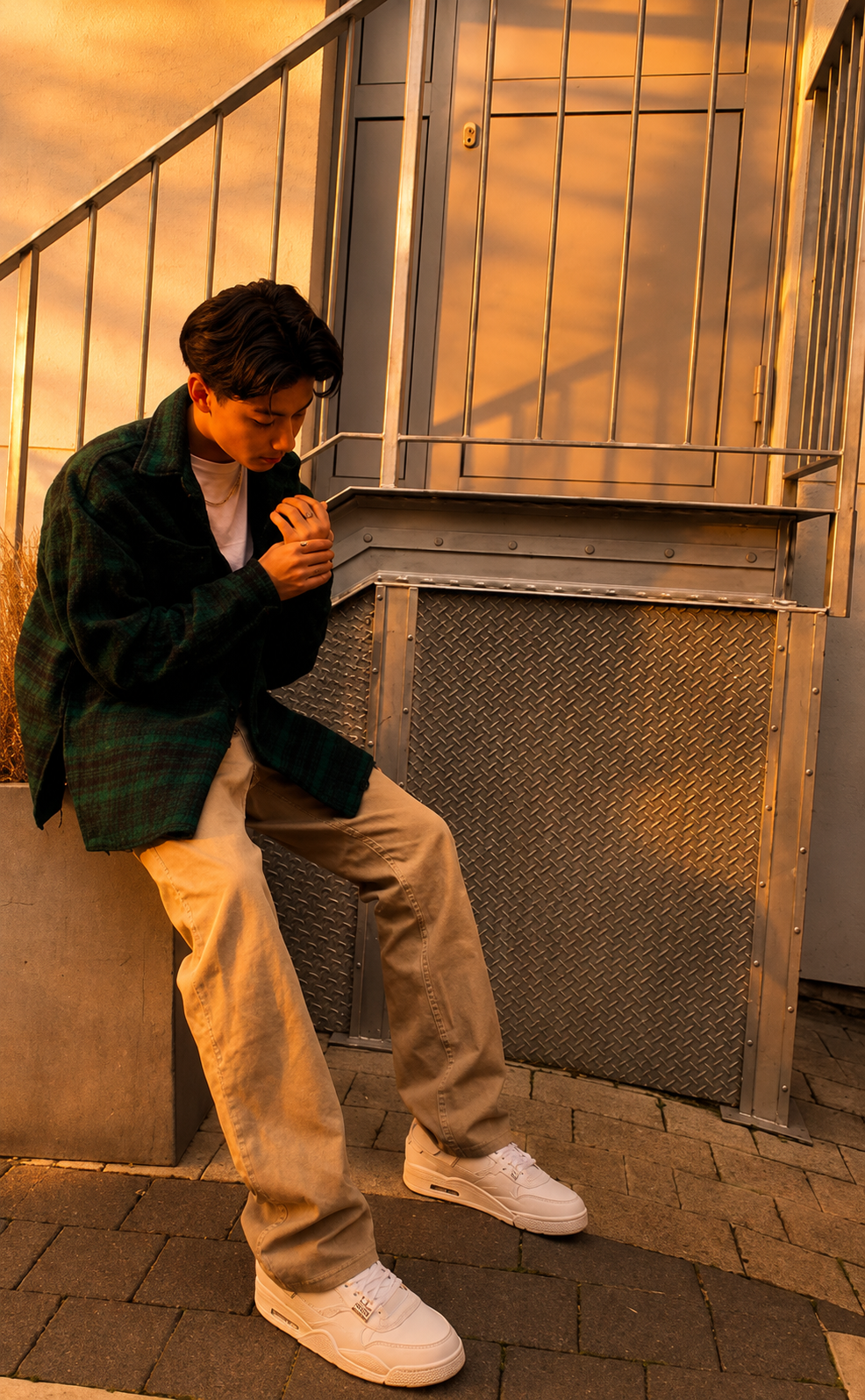 argo pants are a type of back-to-school fashion for everyone.A popular new fad for going back to school is "cargo pants" — and believe it or not, they're actually there for us to wear.