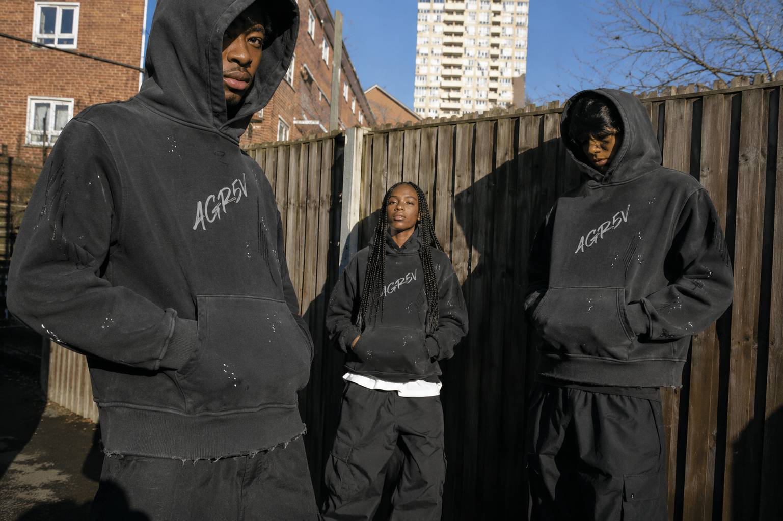 AGR5V Vintage Washed Frayed Fleece Hoodie in Black – Detail Shot